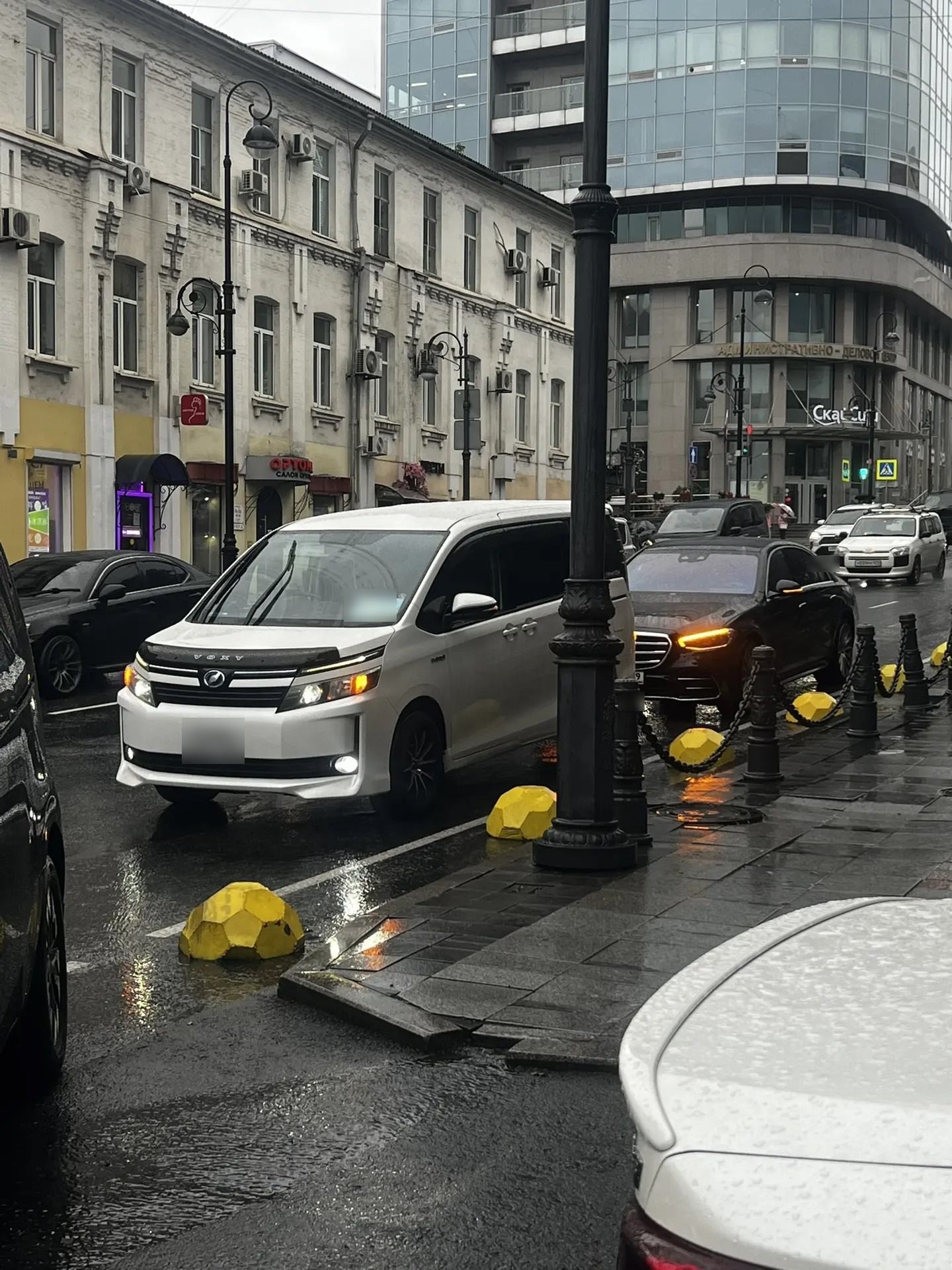 Подготовка автомобилей представительского сегмента к подаче